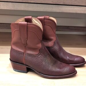 Women's NEW Tecovas 8.5 Cowboy Booties